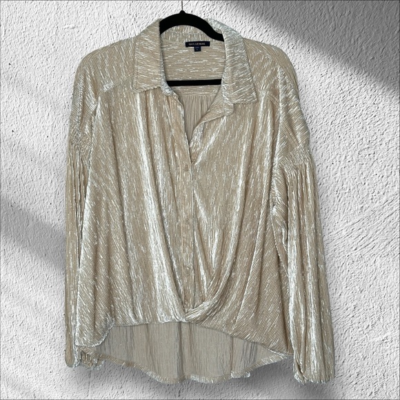 Skies Are Blue Ribbed Velvet Wrap Style Blouse Large Neutral Texture Minimalist - Picture 1 of 16
